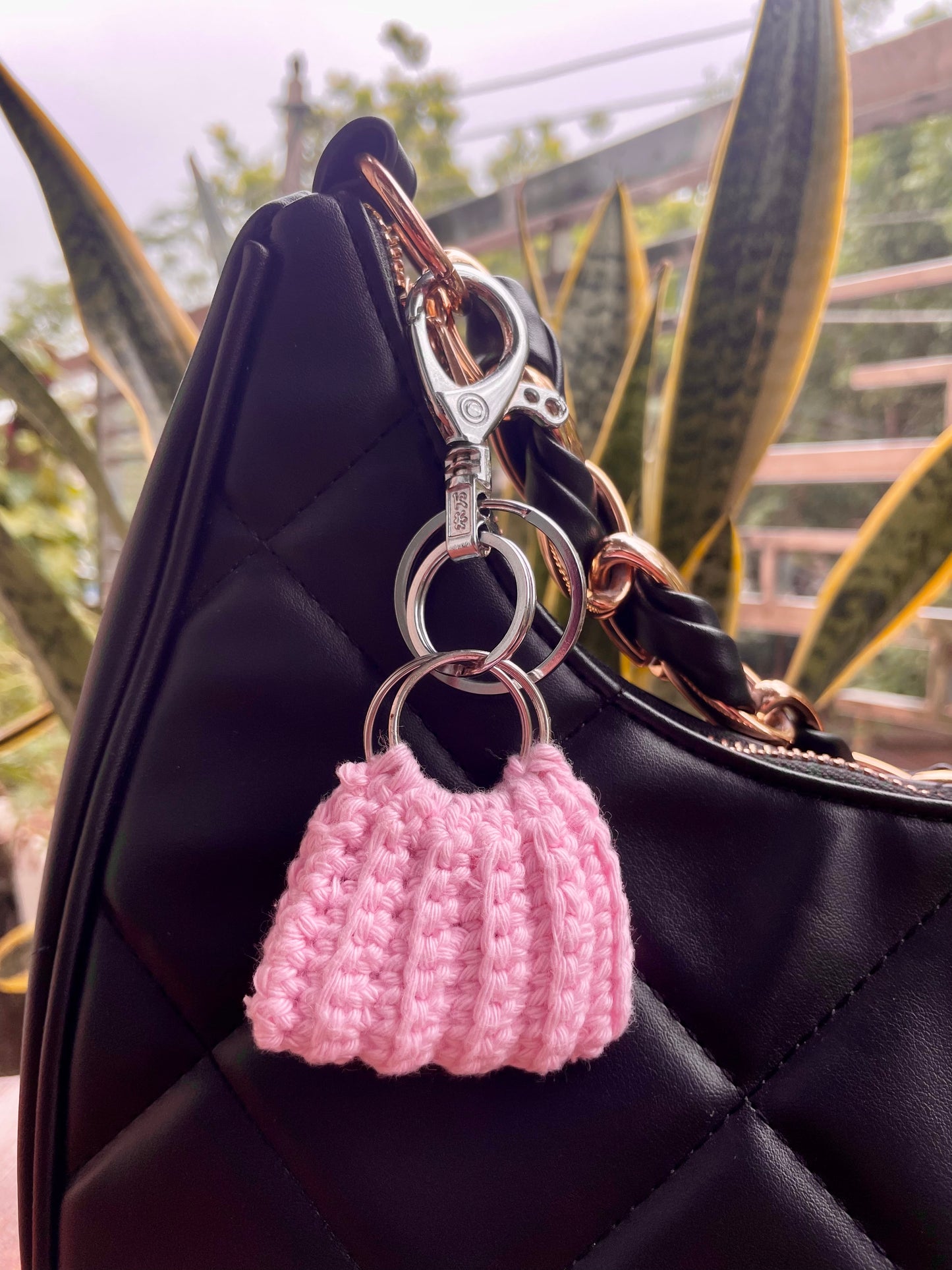 Pink Crochet Heart Pouch – Handmade Mini Charm – Kawaii Keyring – Cute Gift for Her