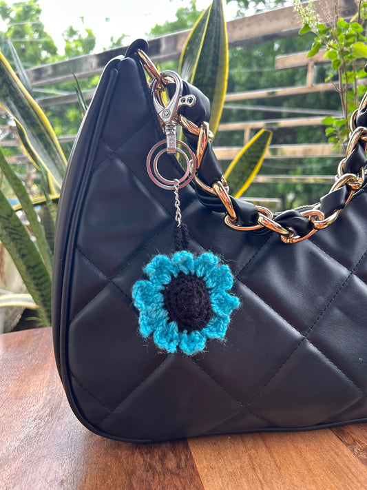 Crochet Sunflower Keychain – Handmade Bloom of Joy – Gift for Her, Him & Nature Lovers