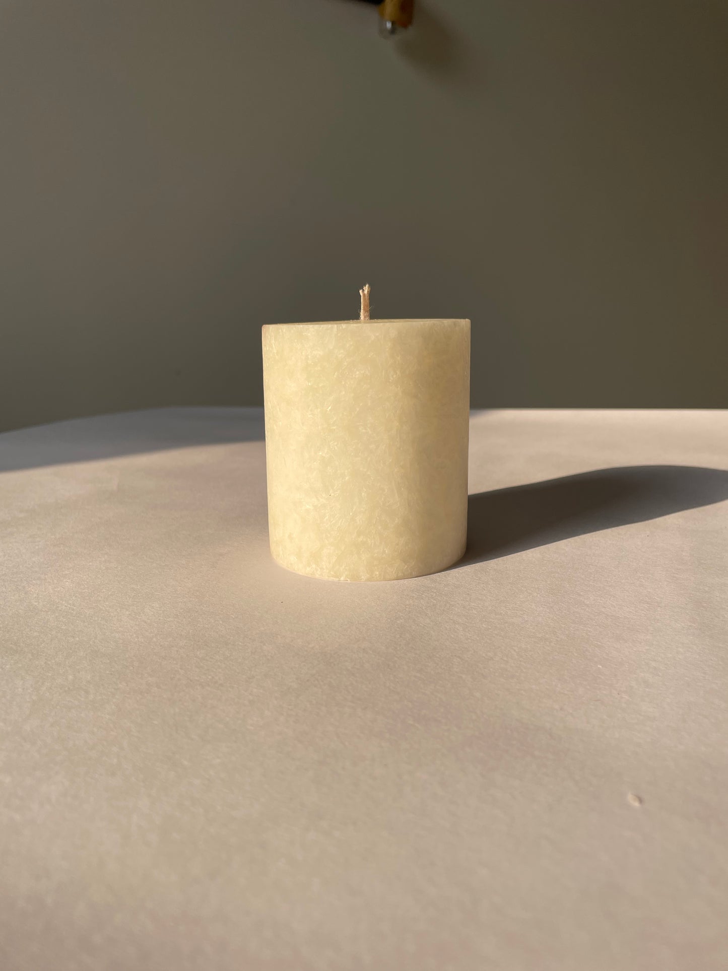 Set of 2 Vanilla Scented White Candles - Premium Romance Gift