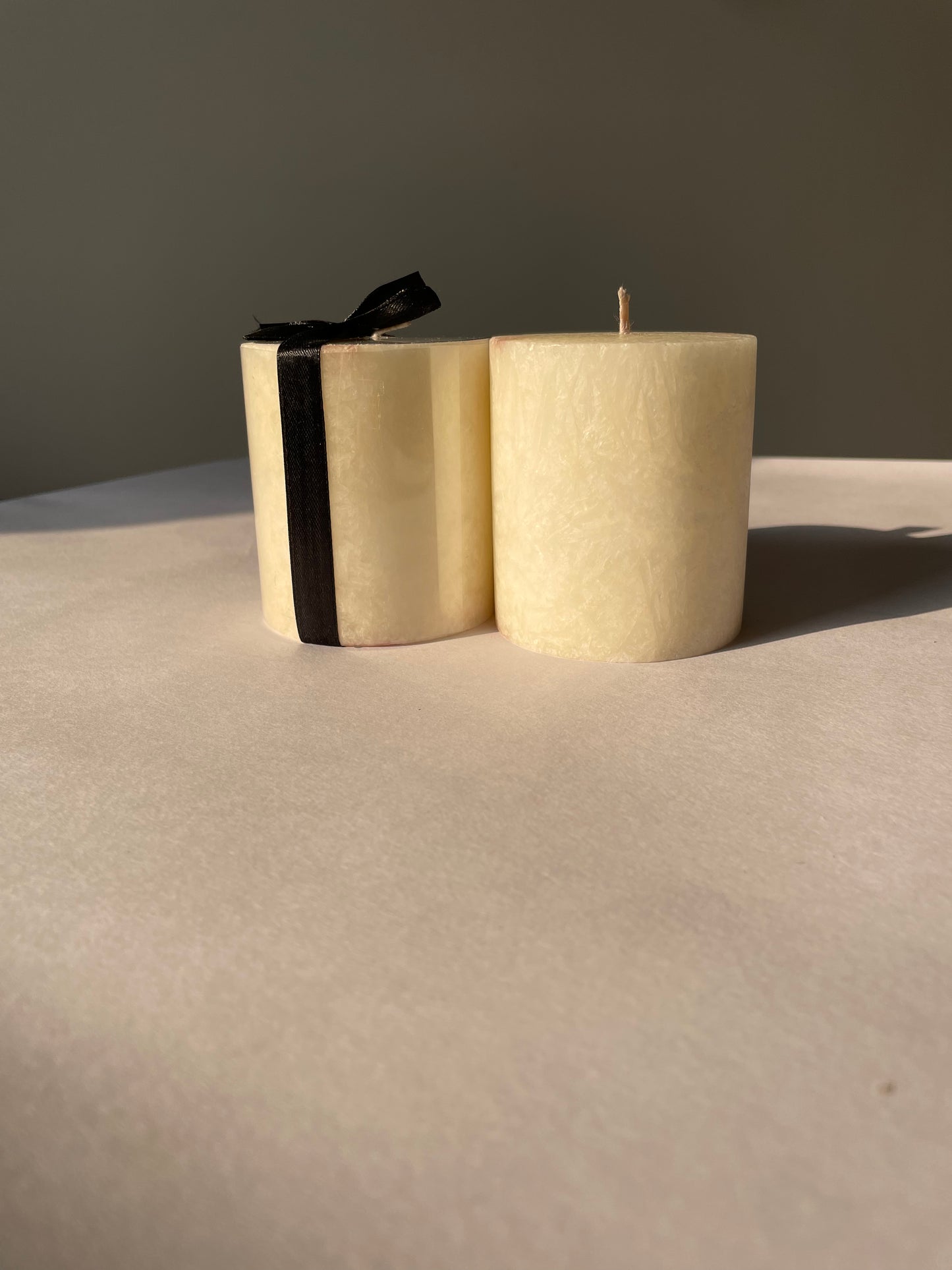 Set of Two Premium White Candles with Vanilla Scent - Romantic Gift